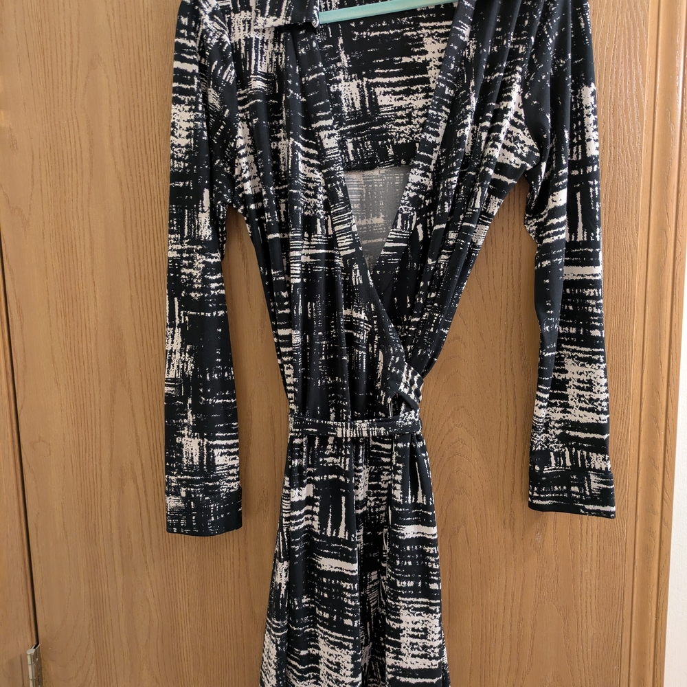 Calvin Klein Monochrome Abstract Dress